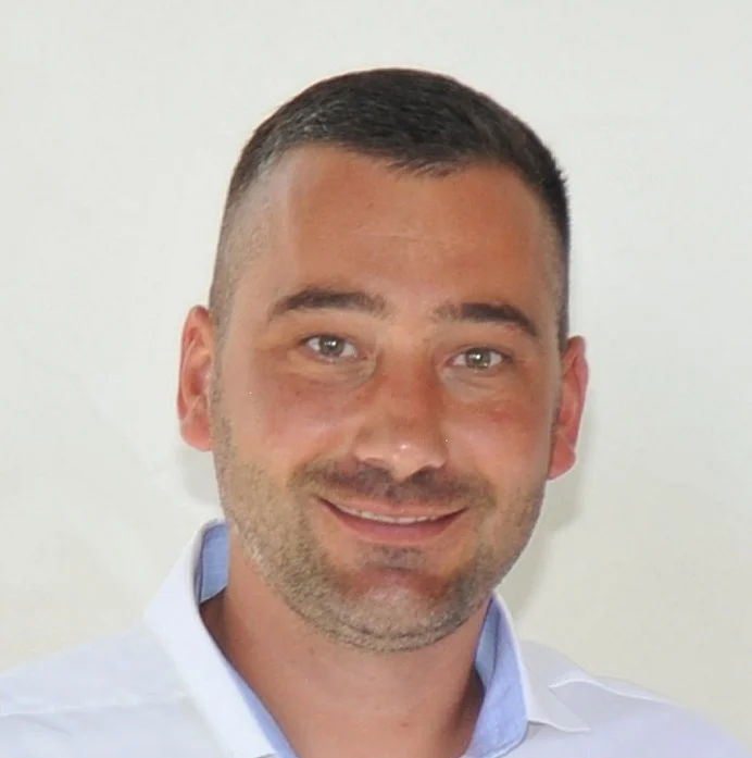 Stam Petrović otvorio veliko stovarište građevinskog materijala