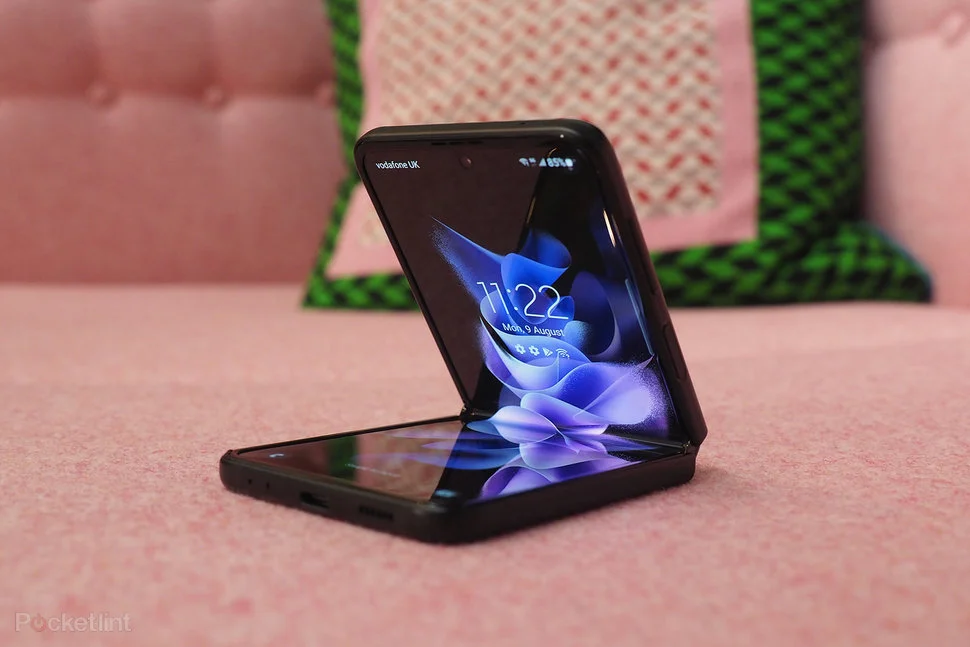 Galaxy Z Flip3: Selfiji bez upotrebe ruku i još 10 uzbudljivih opcija koje treba isprobati