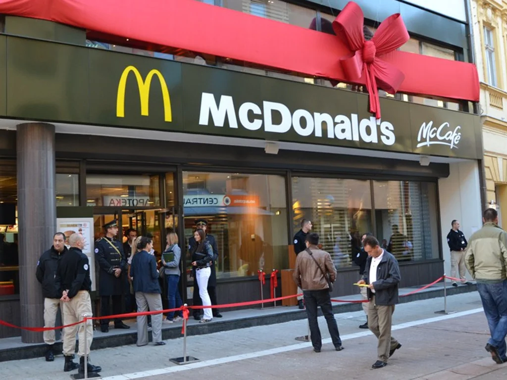Otvaranje McDonald's restorana u Banjaluci na čekanju zbog pandemije