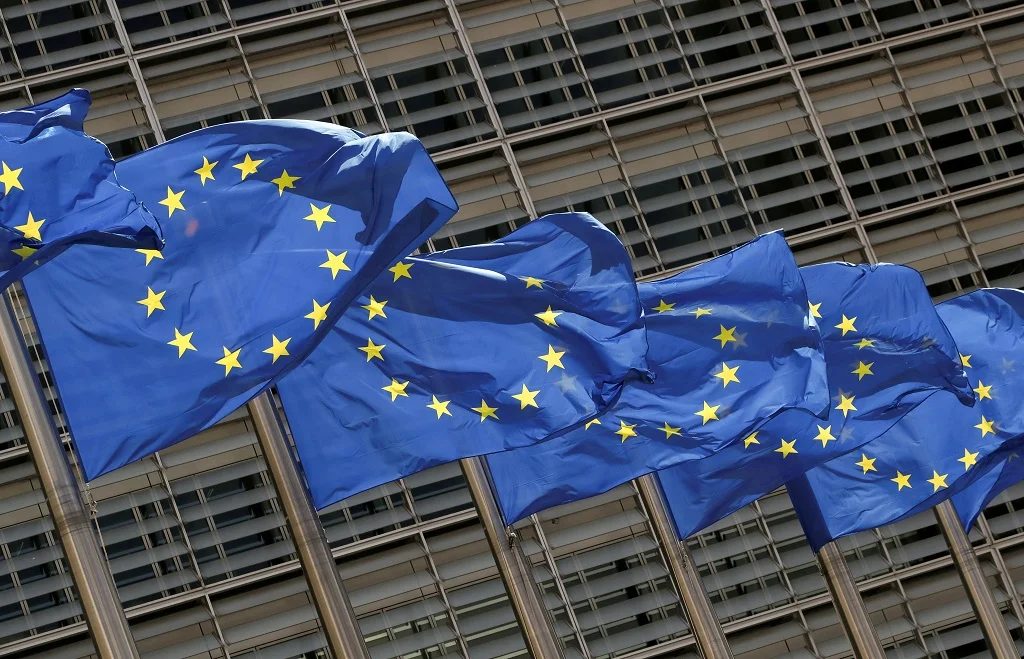ECB: Povećanje kamatnih stopa dovelo do pada eura