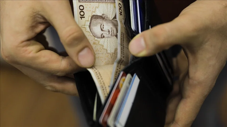 Prosječna novembarska plata u BiH 1.023 KM