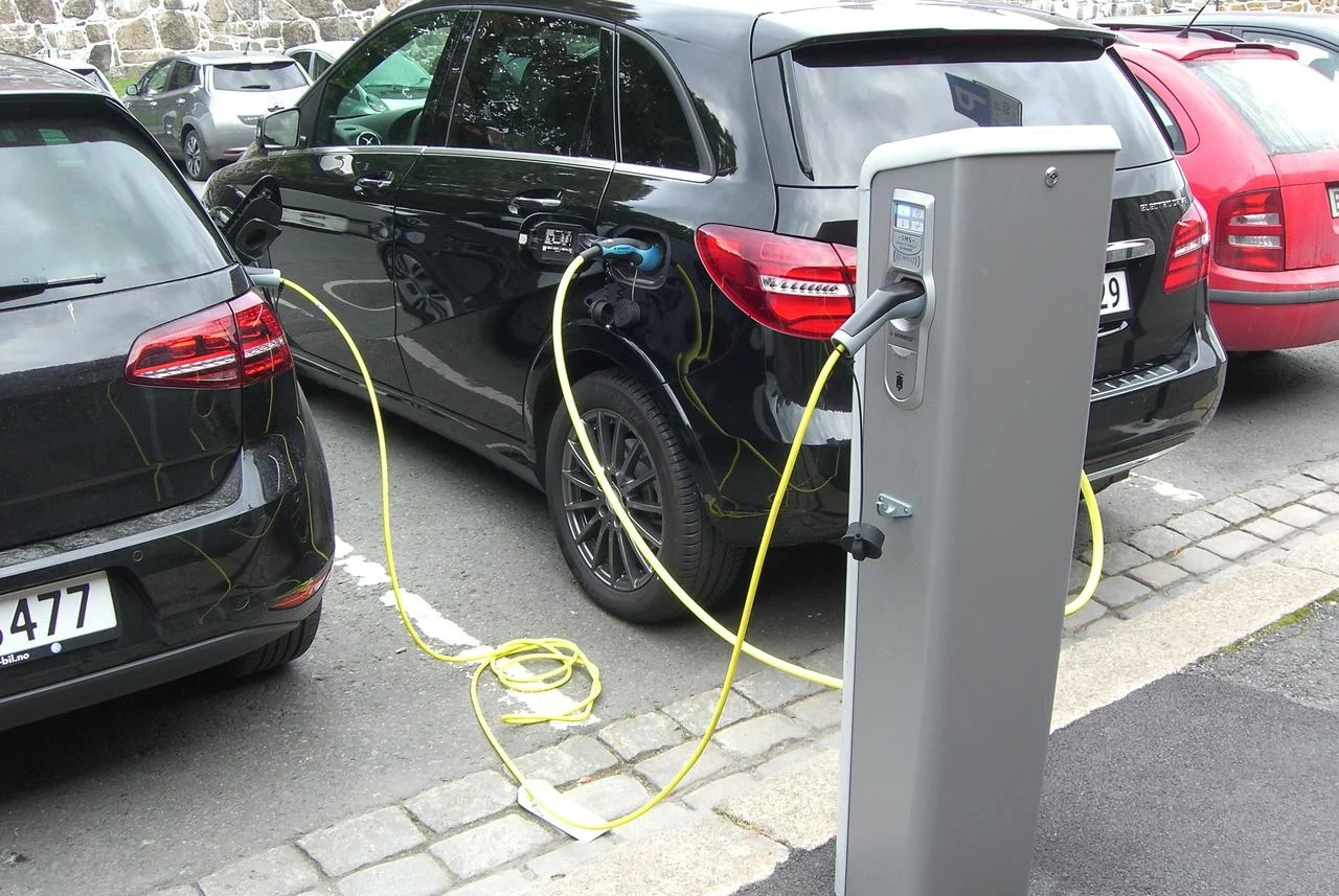 Automobilski giganti koji grade mrežu stanica za punjenje velike snage podnijeli prijavu u BiH