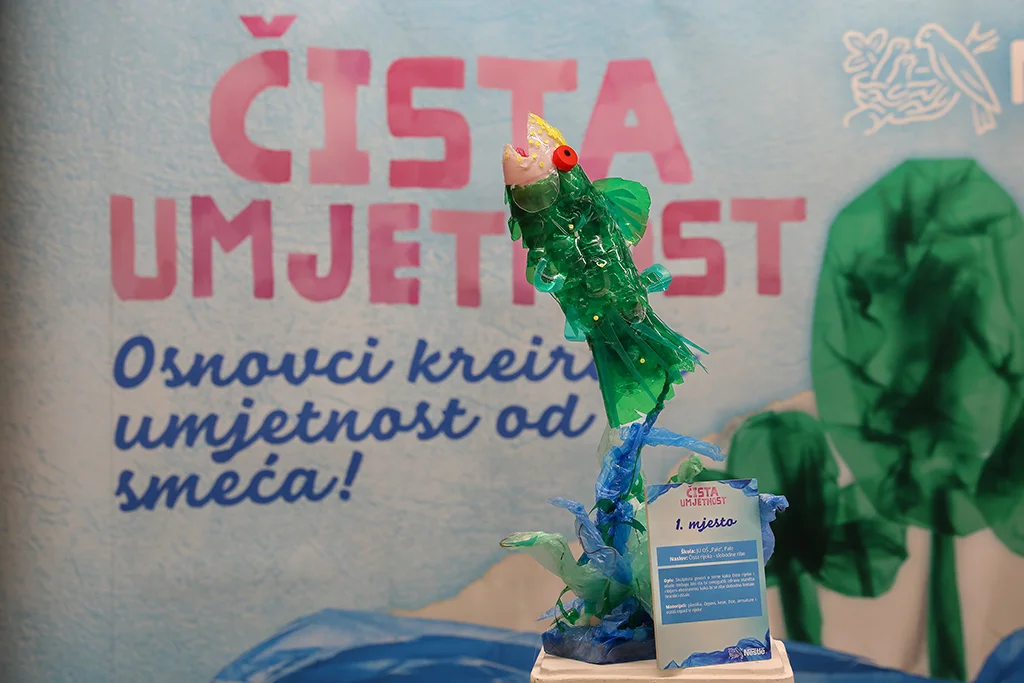 Umjetnička djela osnovaca osigurala kupnju gotovo 900 sadnica