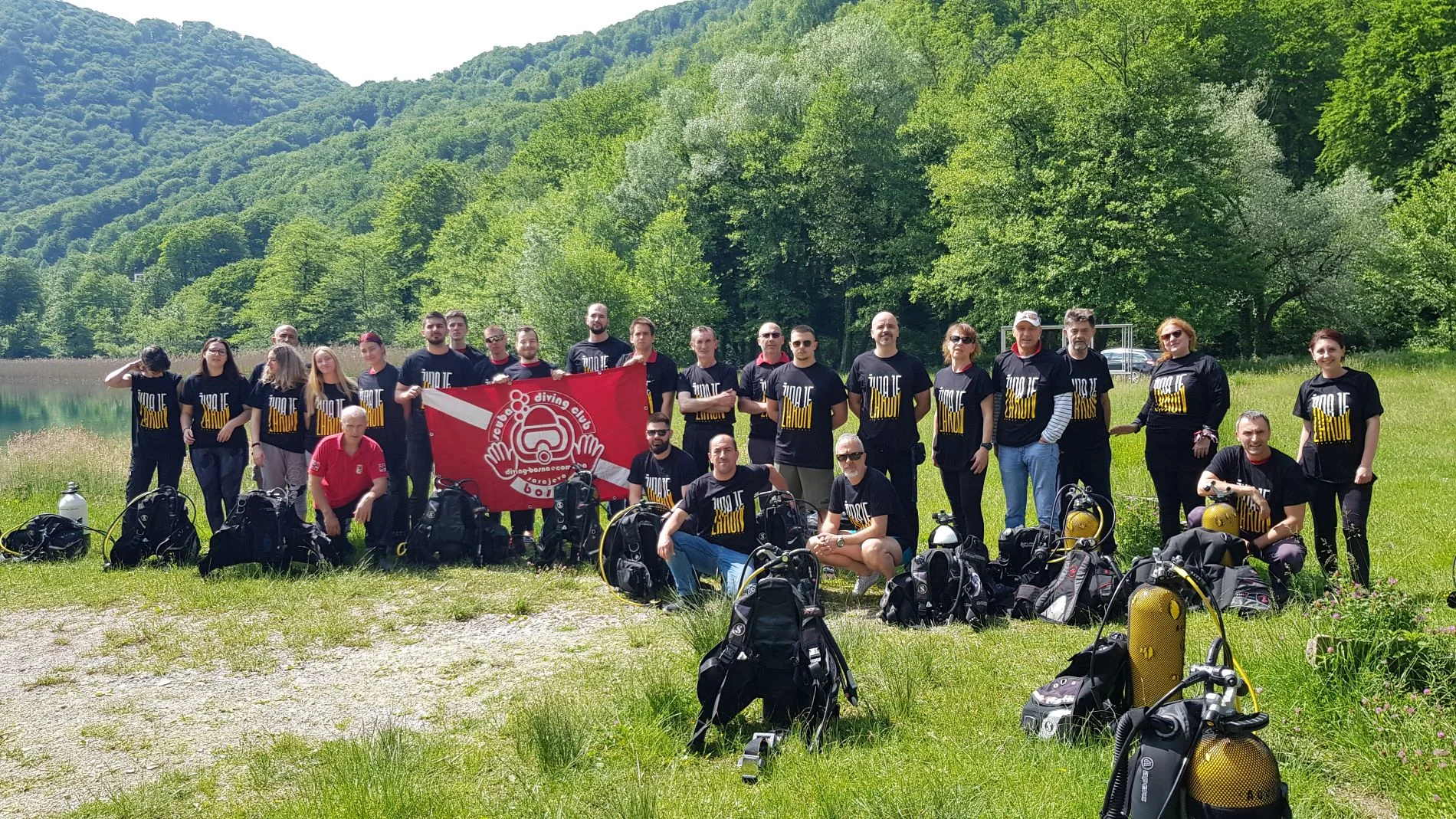 U Boračkom jezeru i oko njega prikupljeno 200 kilograma otpada