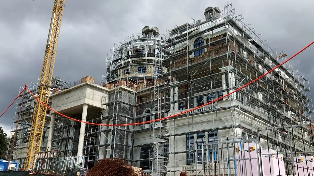 Pogledajte “dvorac” koji Željko Mitrović gradi na Dedinju