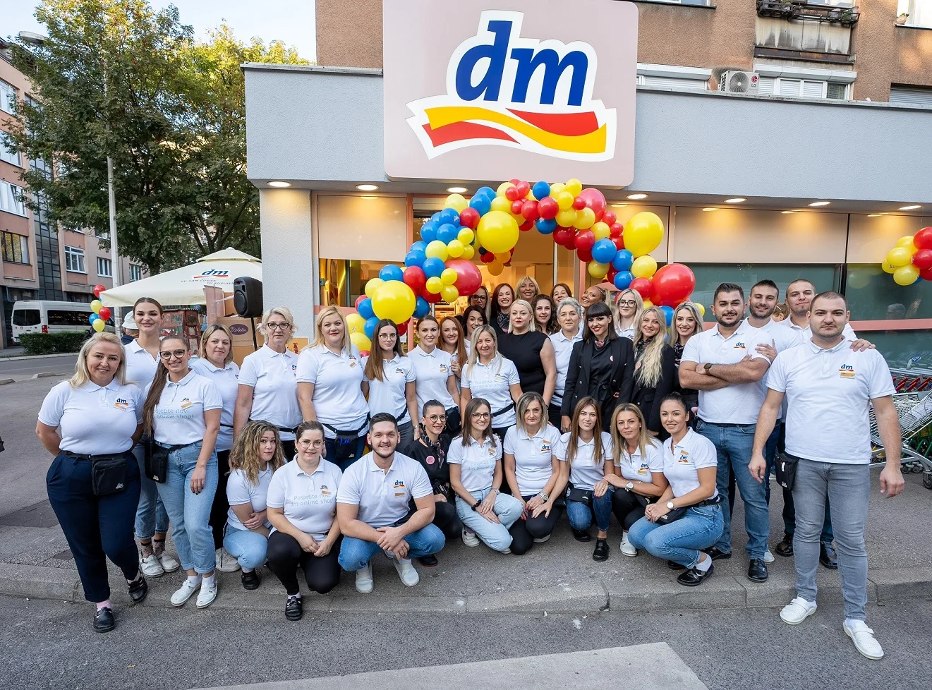 Otvorena preuređena dm prodavnica u sarajevskom naselju Grbavica