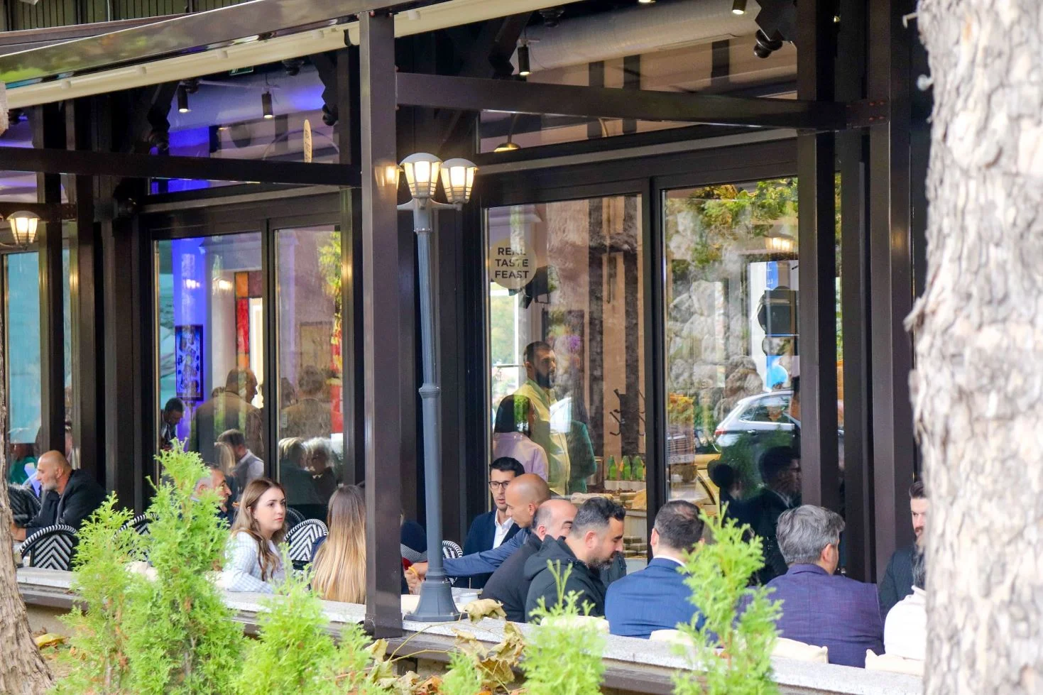 U objektu Bistričke stanice u Sarajevu svečano otvoren turski restoran svjetskog renomea “Mado”