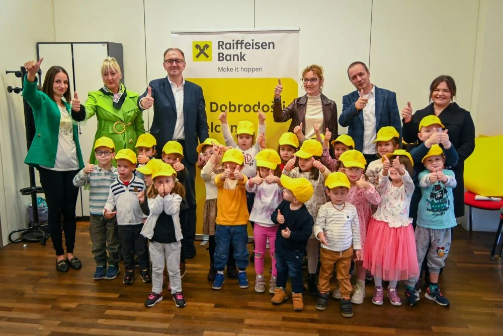 Posjetama mališana obilježen Dan štednje u Raiffeisen banci 