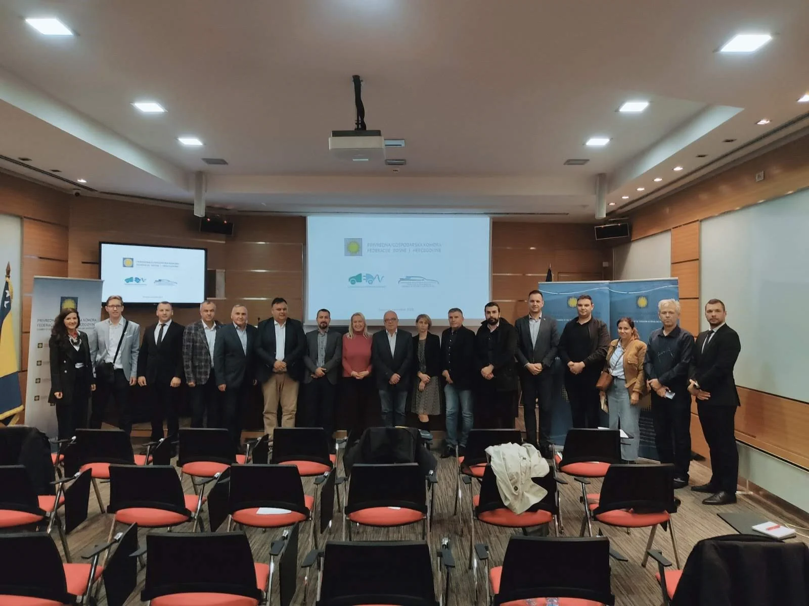 Održan zajednički sastanak Udruženja za elektromobilnost i Udruženja ovlaštenih zastupnika i trgovaca automobilima
