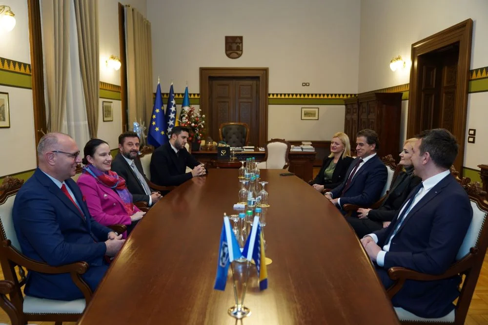 NLB Banka Sarajevo postaje partner gradovima Sarajevo, Tuzla i Mostar