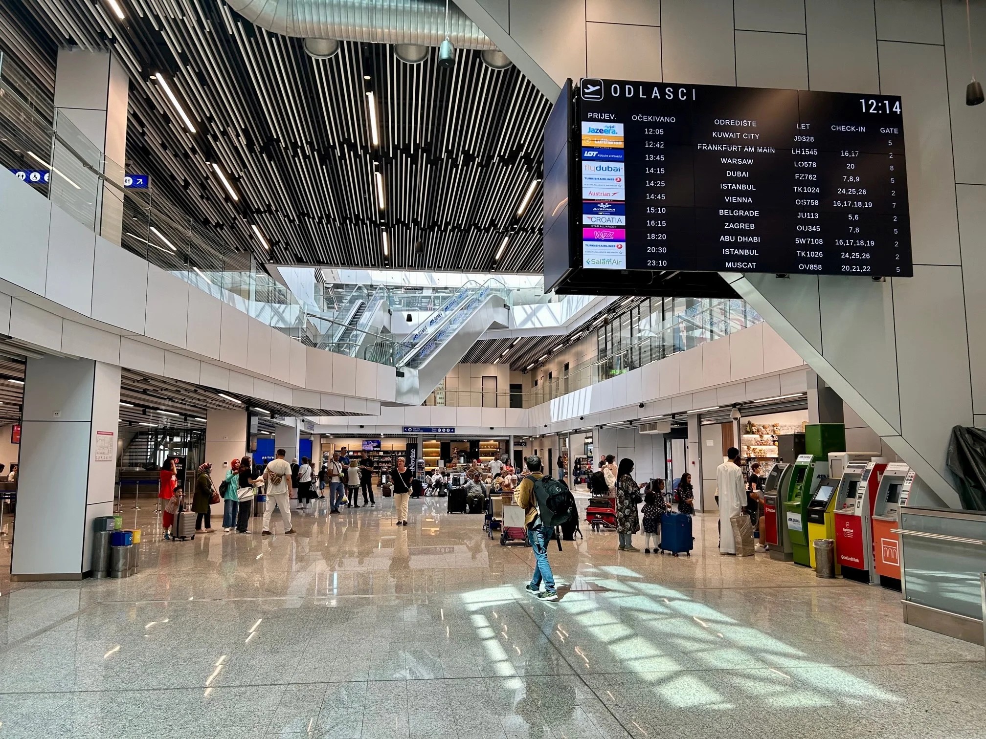 Na aerodromima u FBiH promet putnika veći 2,4 posto, tereta manji za 17,3 posto