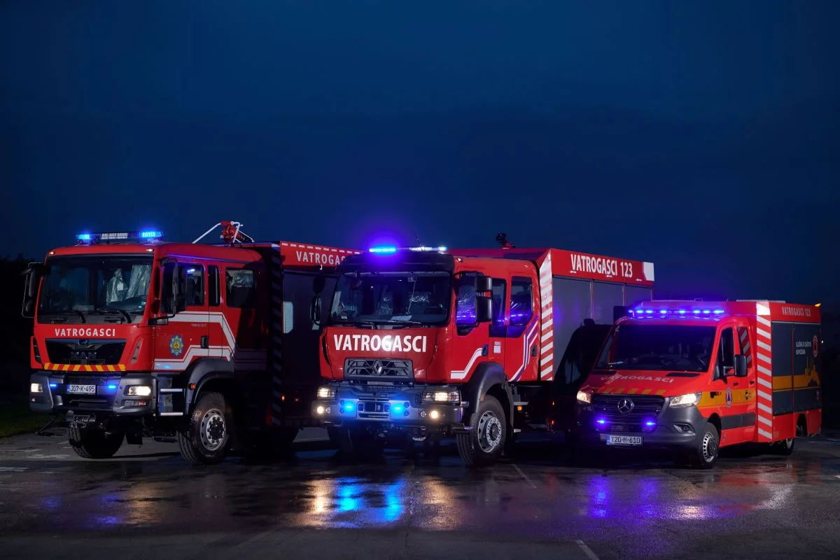 Iz Živinica izvezeno prvo vatrgasno vozilo
