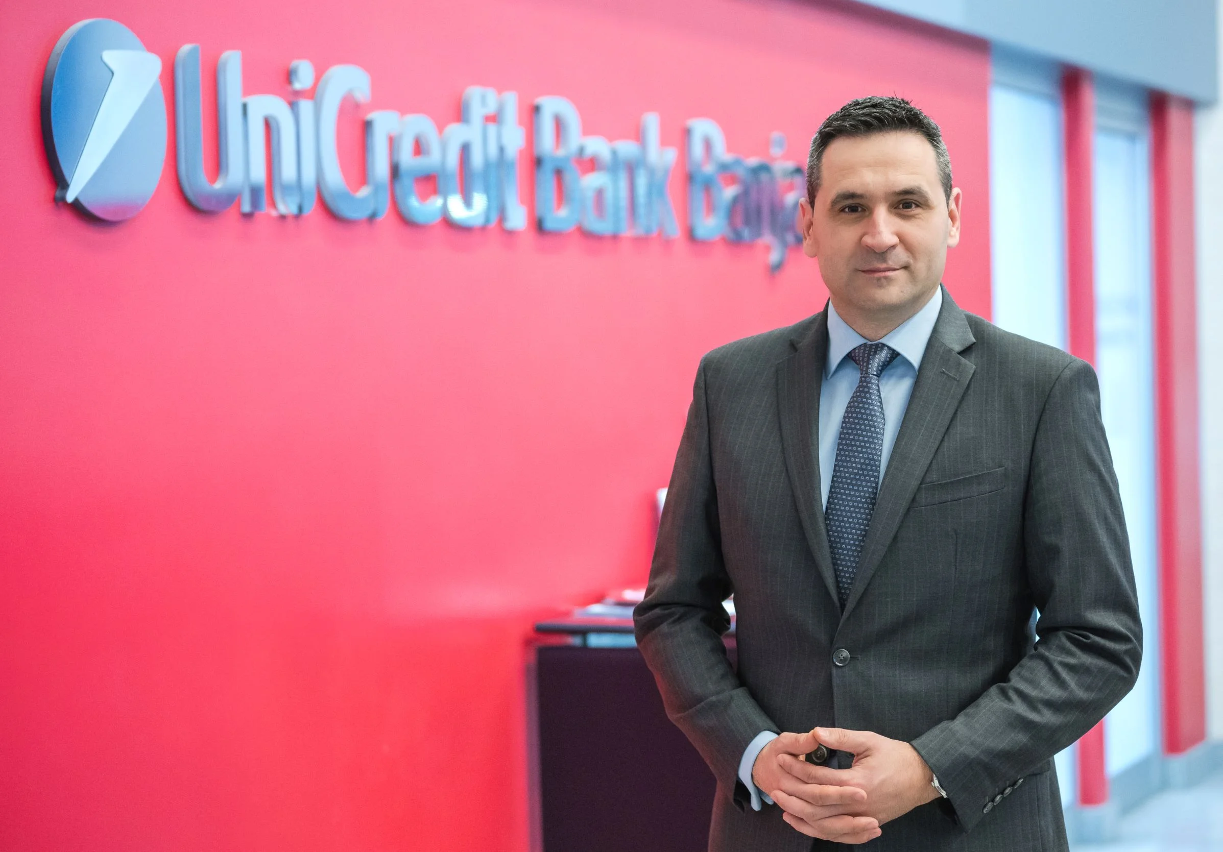 Put do najboljeg kredita vodi u UniCredit banku Banja Luka: Istom kamatnom stopom i bez troškova obrade do stambenog i gotovinskog kredita