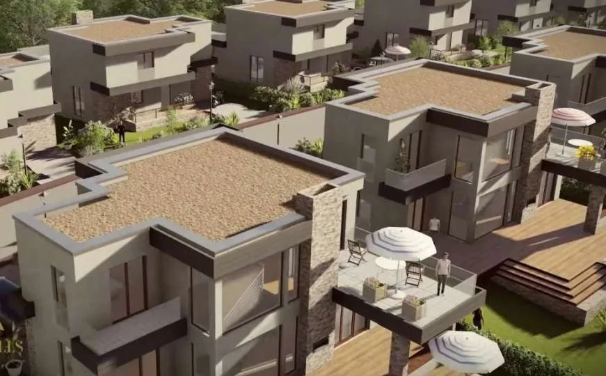 Nedovršene vile u Tarčinu date na prodaju