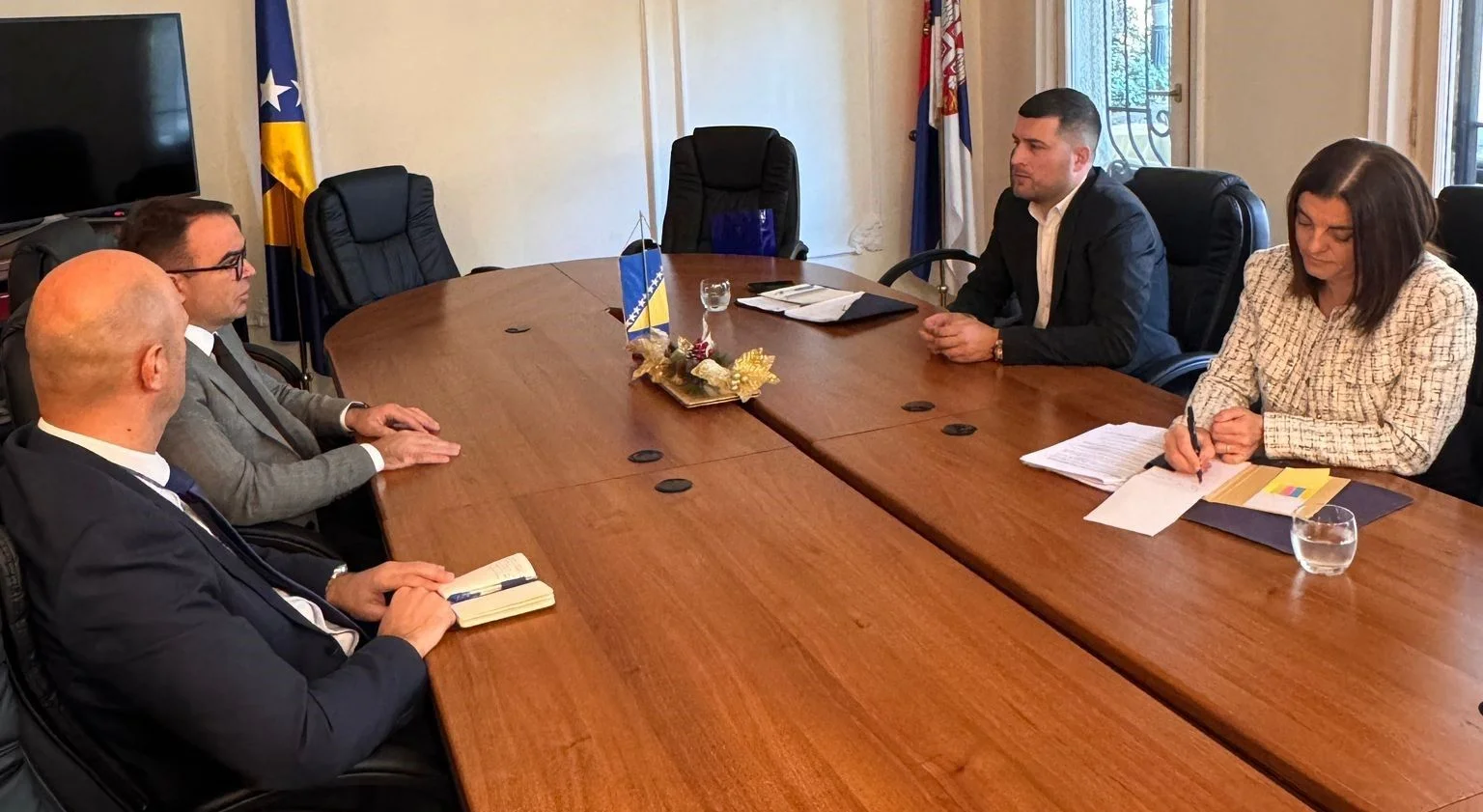 Direktor Kubatlija na sastanku s ambasadorom BiH u Srbiji