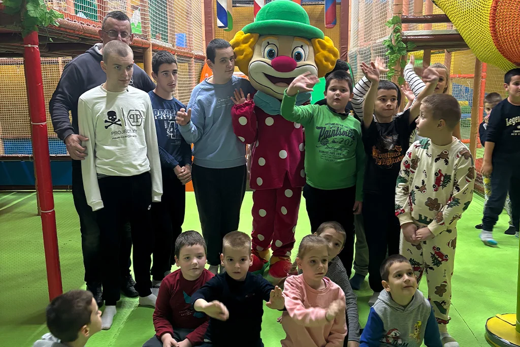 EuroExpress brza pošta i igraonica Wunderland organizovali nezaboravno druženje za djecu iz Udruženja za mentalno nedovoljno razvijena lica Gradiška i Centra “Zaštiti me”