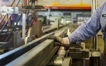 U FBiH poslodavac radnika ne može kazniti smanjenjem plaće, a višu mu može isplatiti pod određenim uvjetima