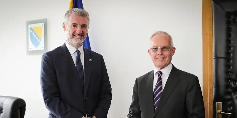 Forto i Braathu: Ključna pitanja budućnosti medija u BiH – održivost BHRT-a i transparentnost vlasništva