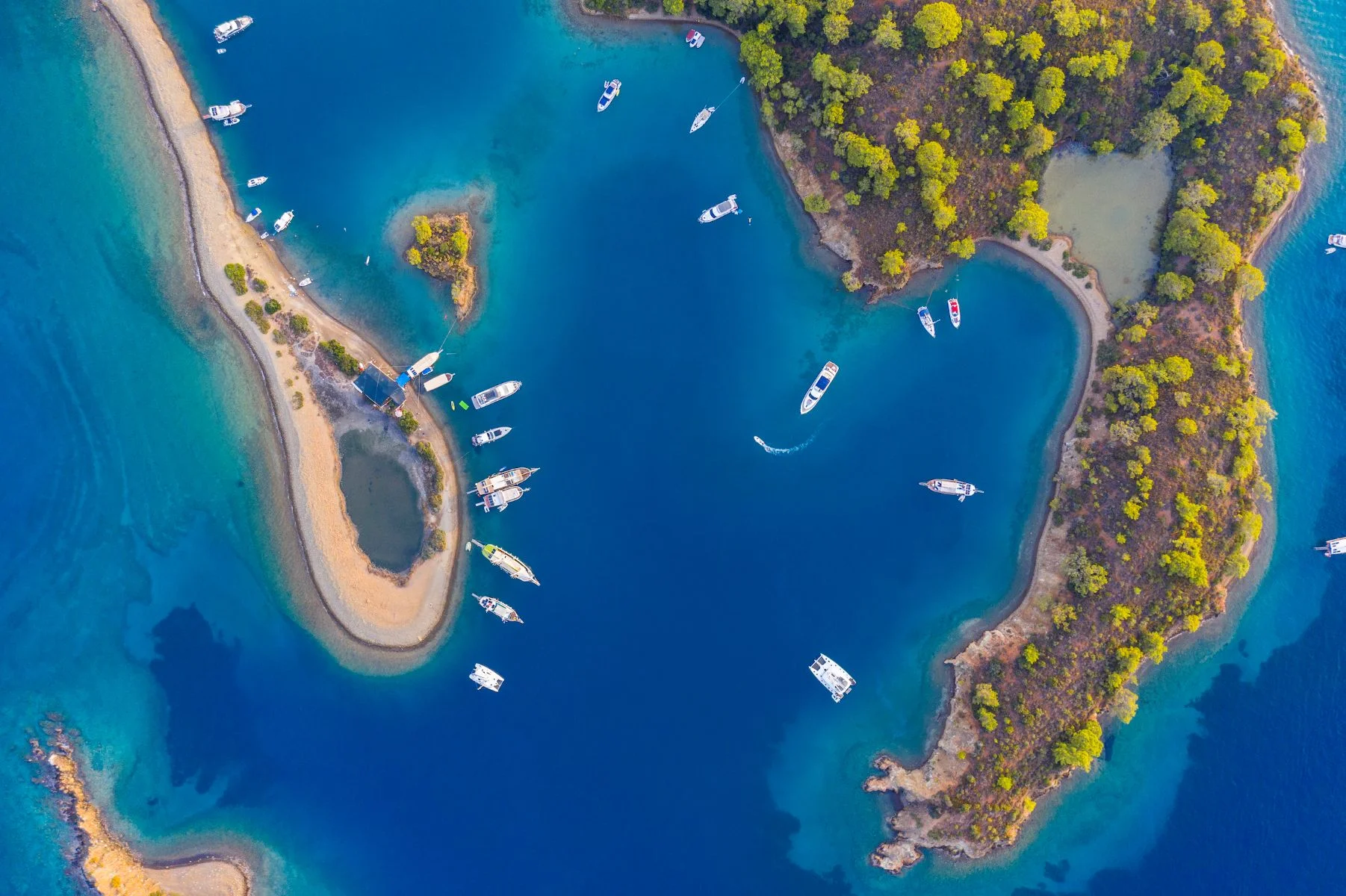 Turska obara rekorde: 8,84 miliona turista i 9,5 milijardi dolara u prvom kvartalu2025.