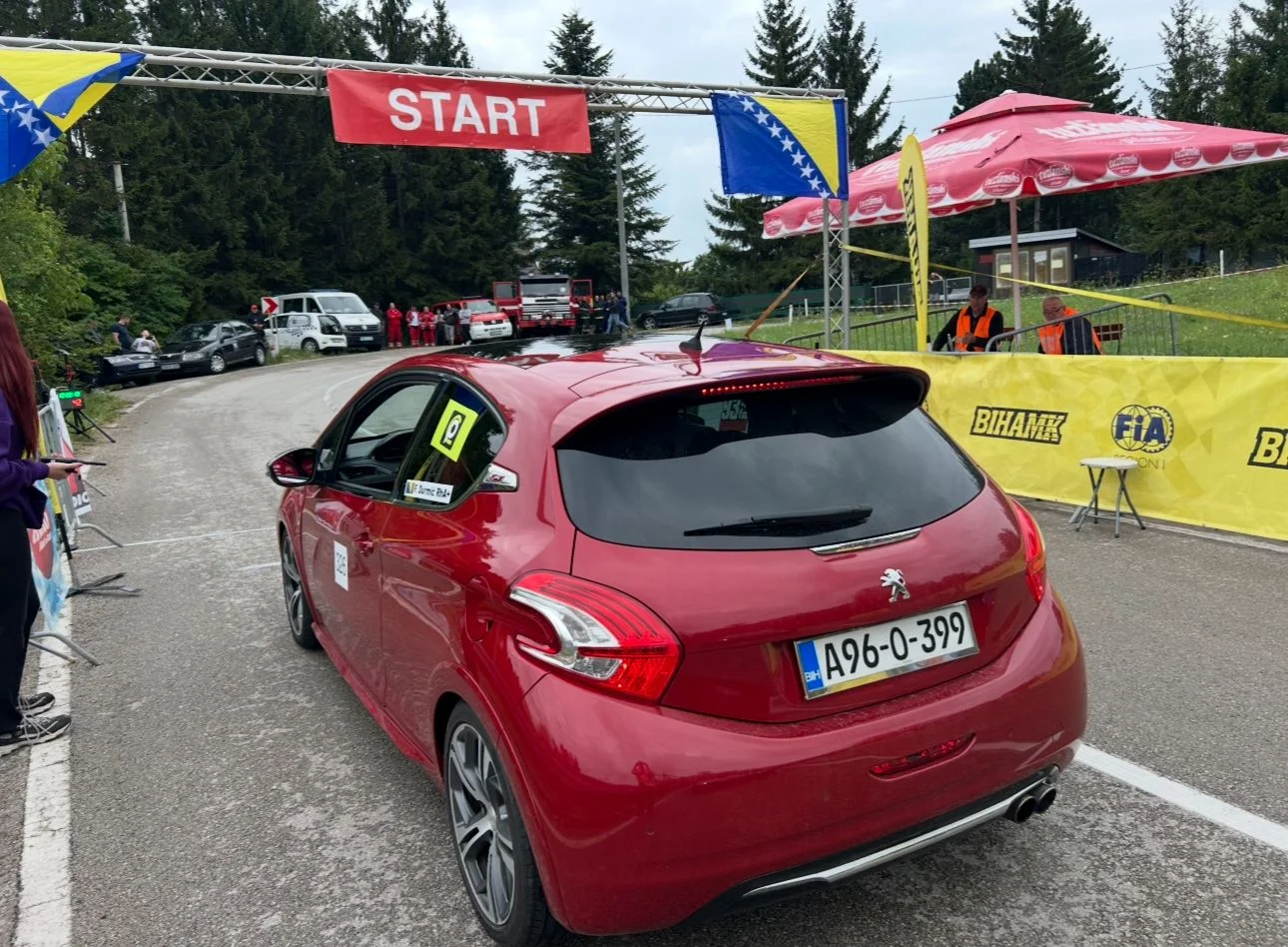 Auto 4x4 Club organizirao Tuzla Grand Prix