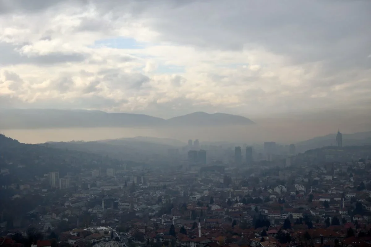 Sarajevo opet u vrhu po smogu: Jedini evropski grad u svjetskih top 10