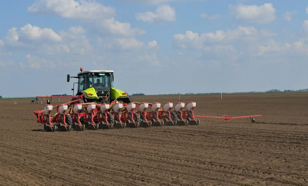Plavi dizel skuplji nego ikad: Poljoprivrednici pred velikim problemom
