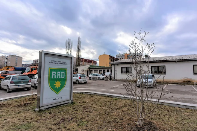 KJKP RAD potražuje 58 miliona KM od građana i privrede
