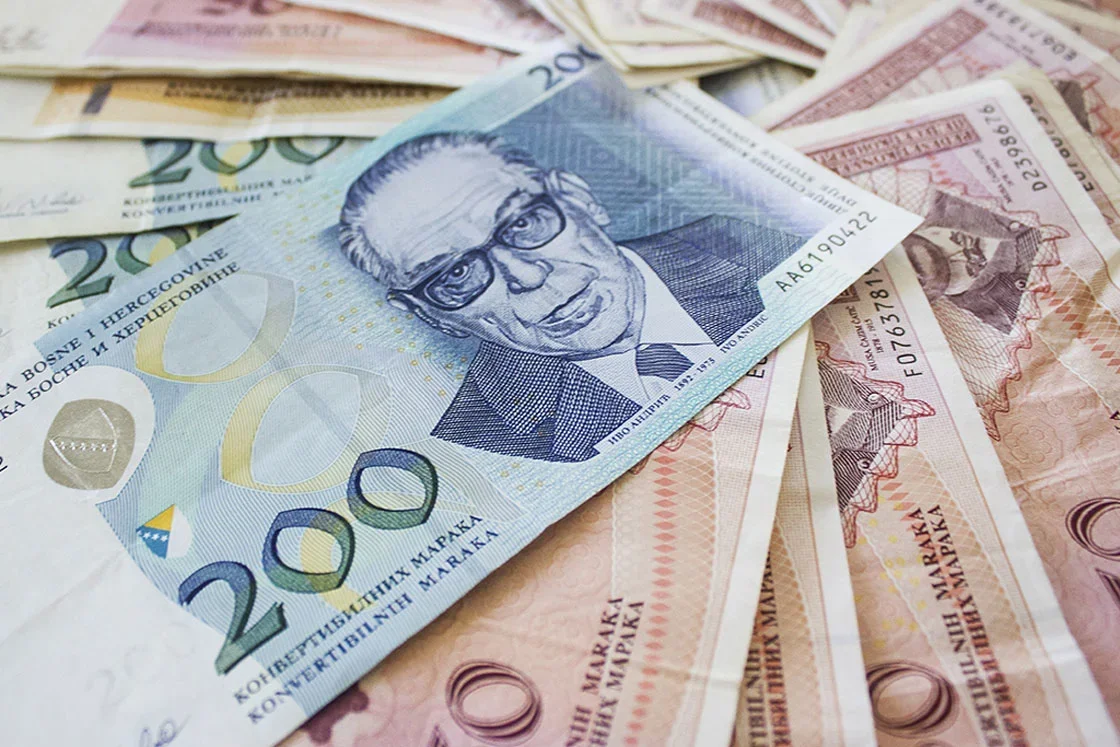 UIO BiH: Prihodi od indirektnih poreza u osam mjeseci osam milijardi i 359 miliona KM
