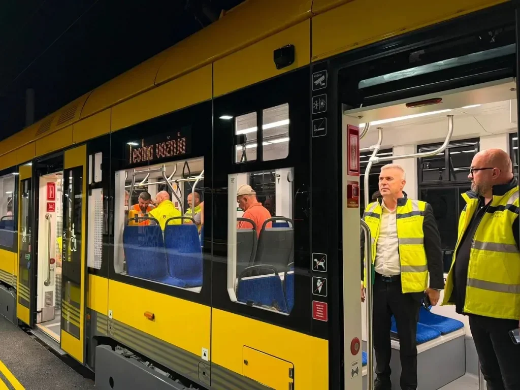 Završna faza velikog projekta: Tramvaj testiran na pruzi prema Hrasnici