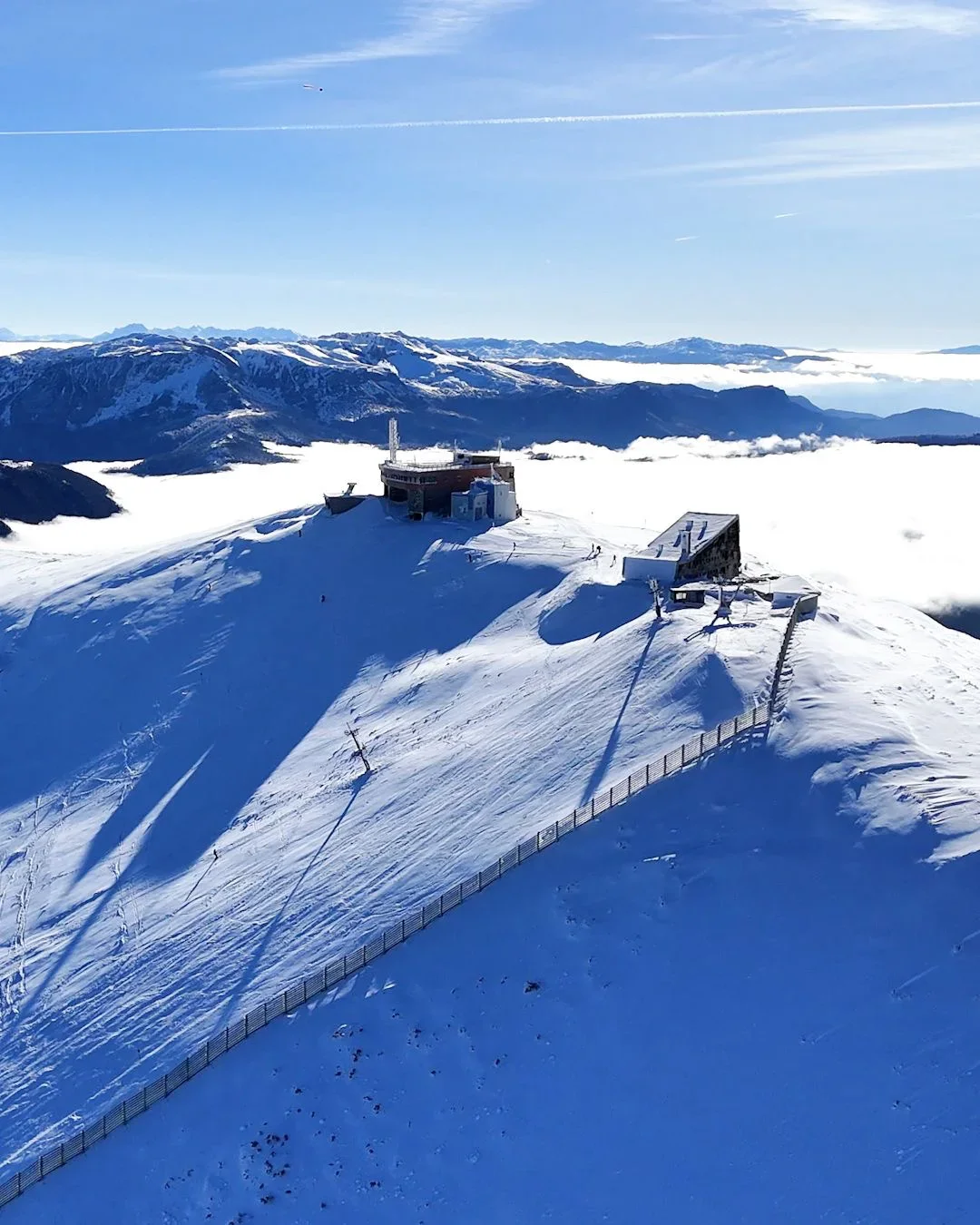 Skijanje na vrhu planine: Odgovor OC Bjelašnica na toplu i suhu predsezonu