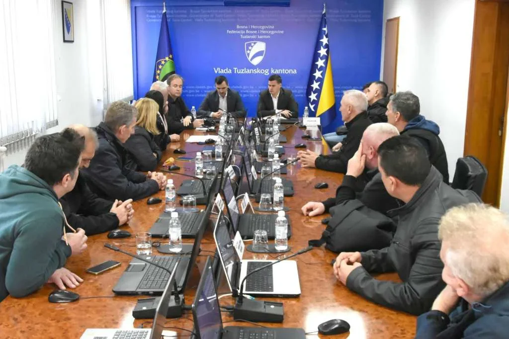 Halilagić sa bivšim radnicima Koksare: Pokrenuti programi zbrinjavanja i penzionisanja