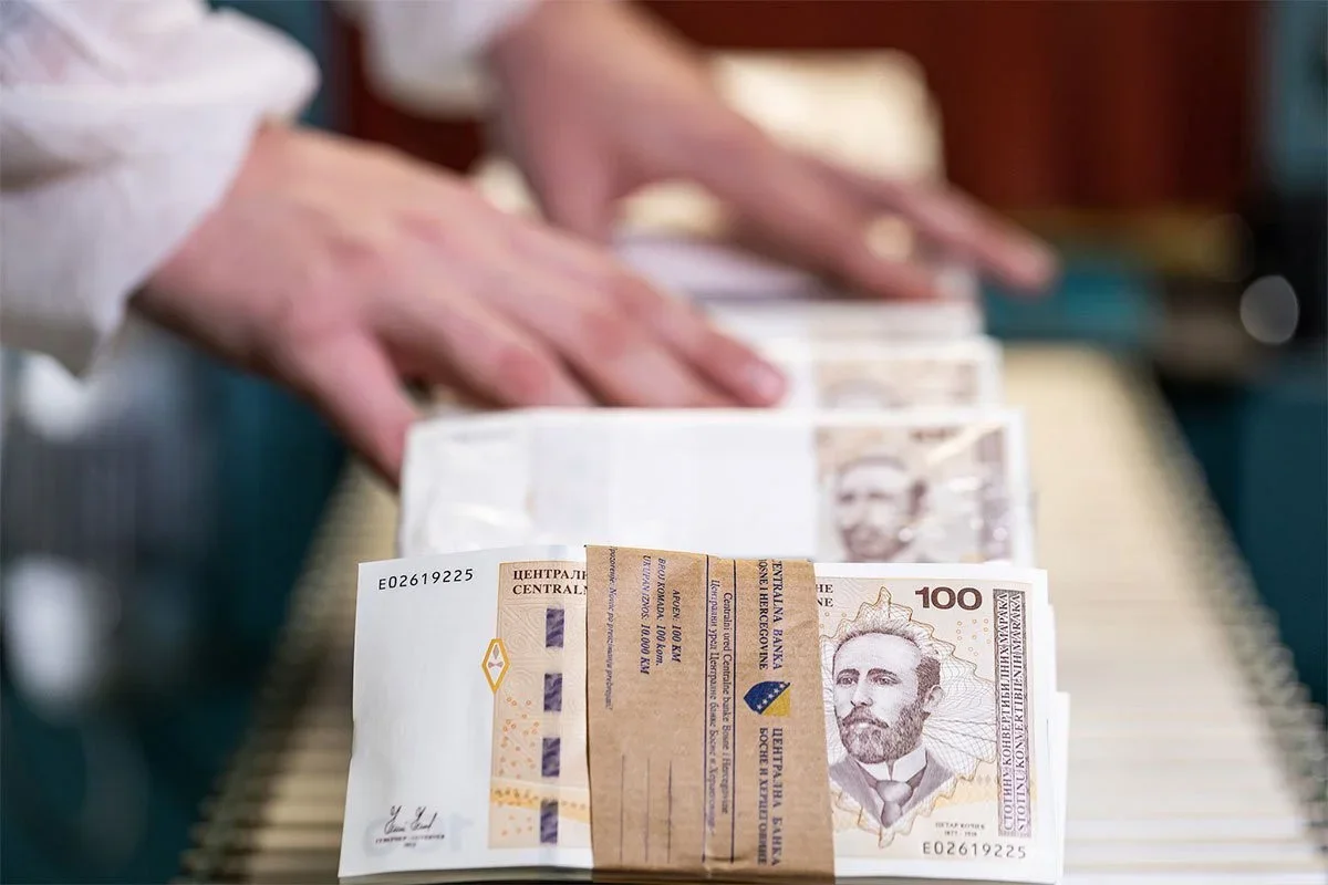 Poreska uprava RS prikupila više od 1,6 milijardi KM