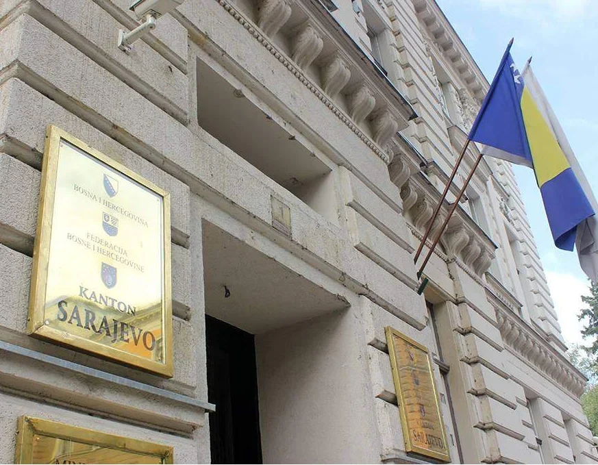 “Plate nam jedu troškovi”: Sindikat državnih službenika traži veći iznos osnovice u KS